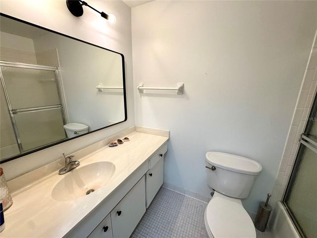 6999 W COUNTRY CLUB DRIVE N 225, Sarasota, FL 34243