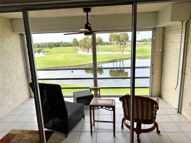 6999 W COUNTRY CLUB DRIVE N 225, Sarasota, FL 34243