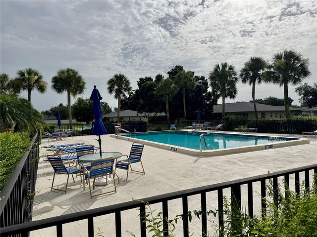 6999 W COUNTRY CLUB DRIVE N 225, Sarasota, FL 34243