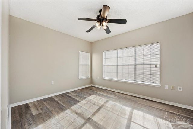 225 Wildflower Ln, Pensacola, FL 32514