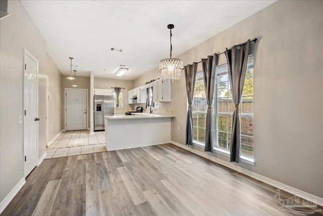 225 Wildflower Ln, Pensacola, FL 32514