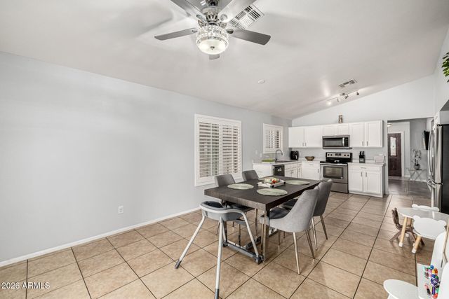 8450 W ELM Street, Phoenix, AZ 85037