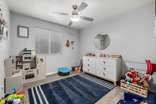 8450 W ELM Street, Phoenix, AZ 85037