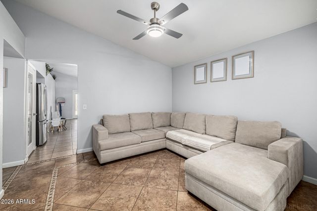 8450 W ELM Street, Phoenix, AZ 85037