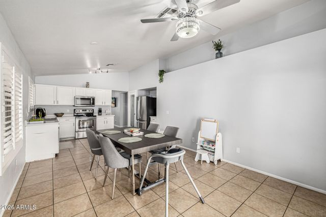 8450 W ELM Street, Phoenix, AZ 85037