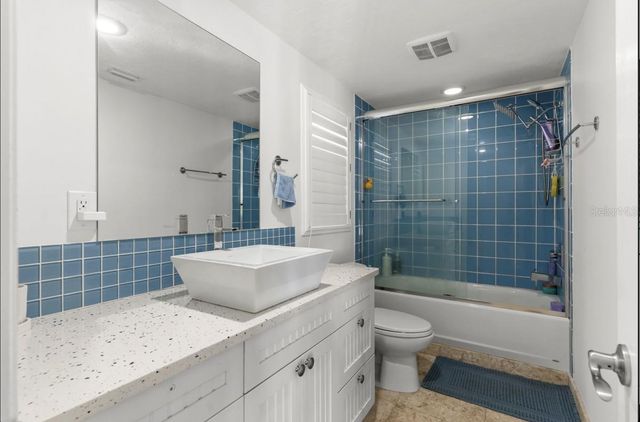 765 SIESTA KEY CIRCLE, Sarasota, FL 34242