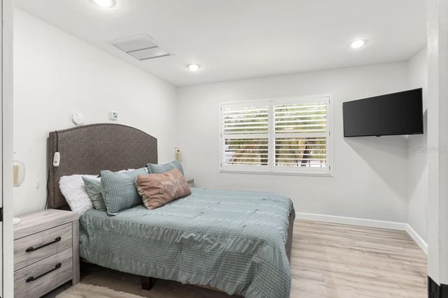 765 SIESTA KEY CIRCLE, Sarasota, FL 34242