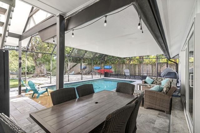 765 SIESTA KEY CIRCLE, Sarasota, FL 34242