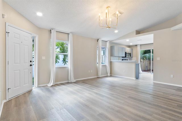 6438 TIDEWAVE STREET, Orlando, FL 32822