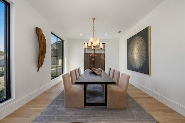 7004 Irongate Lane, Dallas, TX 75214