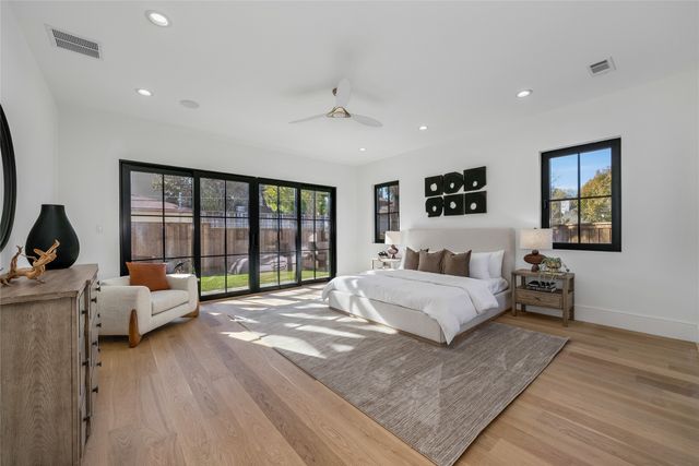 7004 Irongate Lane, Dallas, TX 75214