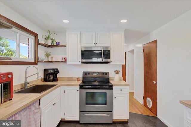 603 EVERGREEN RD, New Cumberland, PA 17070