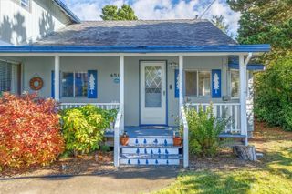 4514 L Place, Seaview, WA 98644