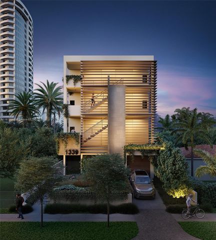 1339 14th Ter, Miami Beach, FL 33139