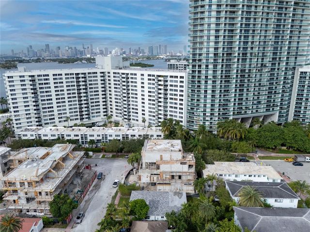 1339 14th Ter, Miami Beach, FL 33139