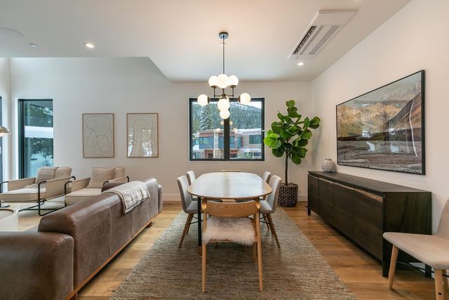 211 Palisades Circle, Olympic Valley, OH 96146