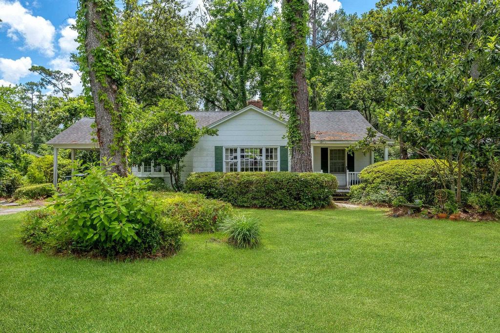 1561 Spruce Avenue, Tallahassee, FL 32303