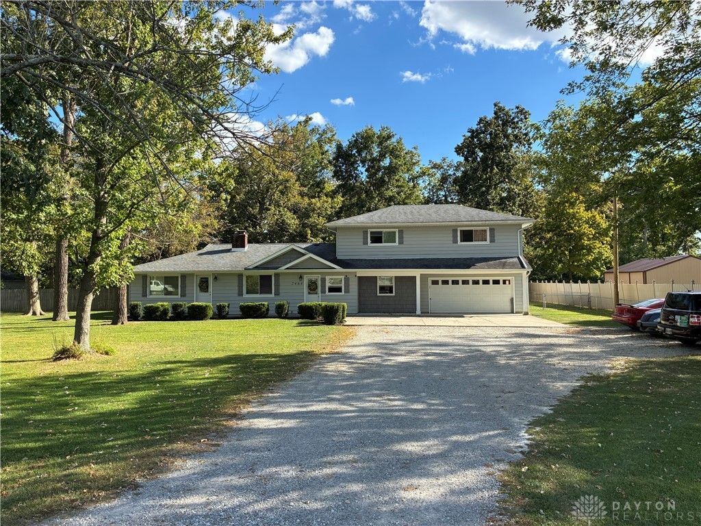 2464 W State Route 571, Tipp City, OH 45371