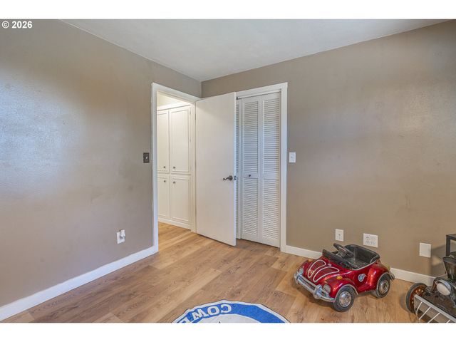 5545 VAL VIEW Dr, Turner, OR 97392