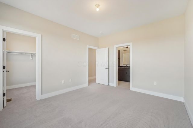 2256 Quarry Trails Drive, Columbus, OH 43228