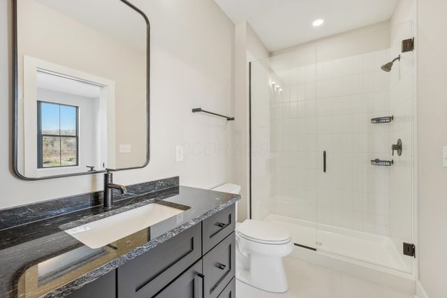 2256 Quarry Trails Drive, Columbus, OH 43228