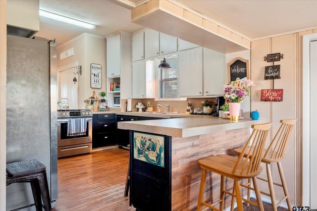 1702 W 1st, Mt Pleasant, TX 75455