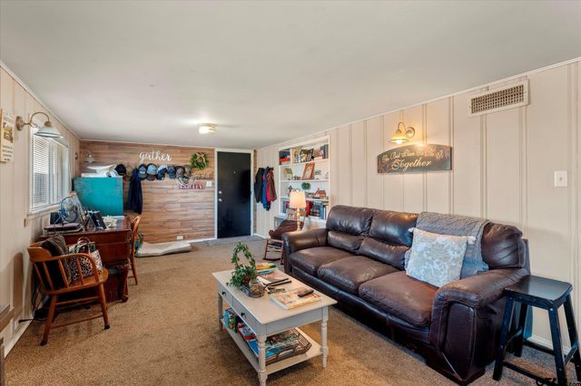 1702 W 1st, Mt Pleasant, TX 75455