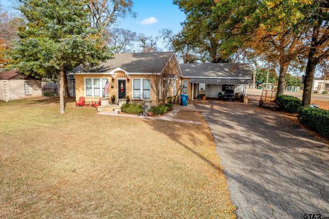 1702 W 1st, Mt Pleasant, TX 75455