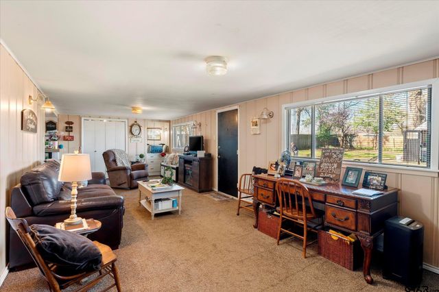1702 W 1st, Mt Pleasant, TX 75455