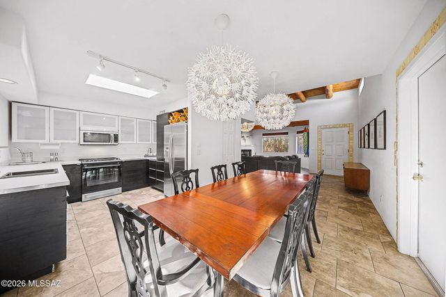 1681 W Chimayo Place, Tucson, AZ 85704