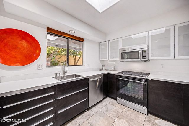 1681 W Chimayo Place, Tucson, AZ 85704