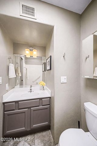 1681 W Chimayo Place, Tucson, AZ 85704