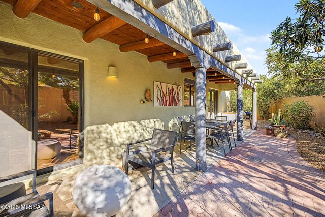 1681 W Chimayo Place, Tucson, AZ 85704