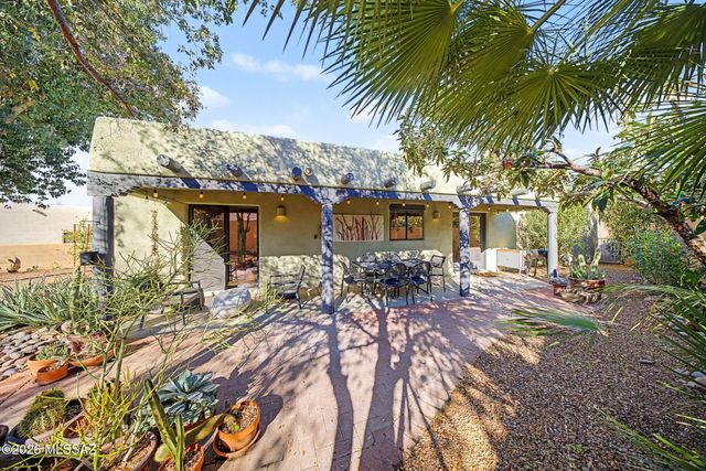 1681 W Chimayo Place, Tucson, AZ 85704
