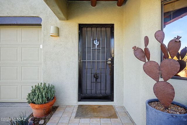 1681 W Chimayo Place, Tucson, AZ 85704