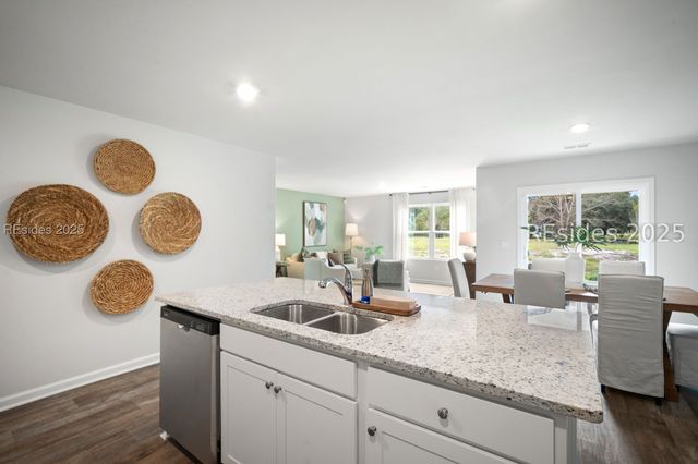 54 Bottom Board Court, Ridgeland, SC 29936