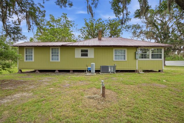 13216 NE 140TH STREET, Waldo, FL 32694