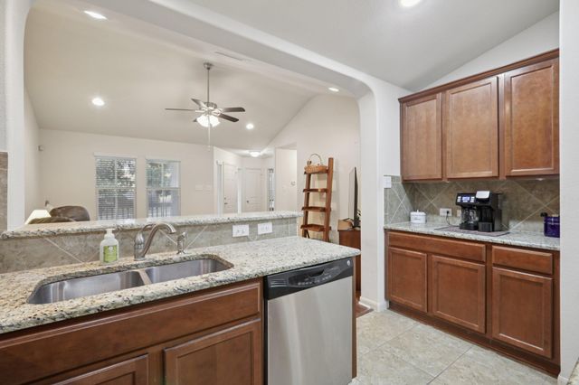 1621 Big Thicket DR, Cedar Park, TX 78613