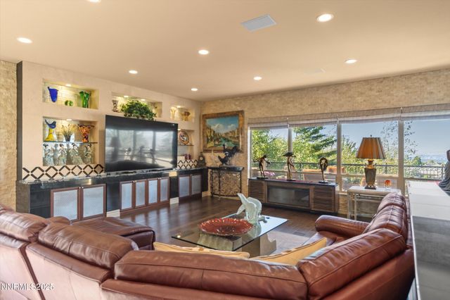 10411 Copper Cloud Drive, Reno, NV 89511