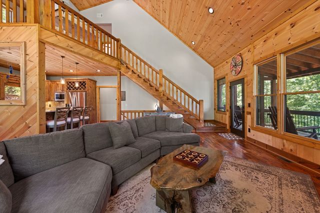 279 River Escape Drive, Ellijay, GA 30540