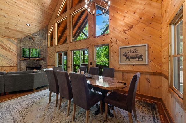 279 River Escape Drive, Ellijay, GA 30540