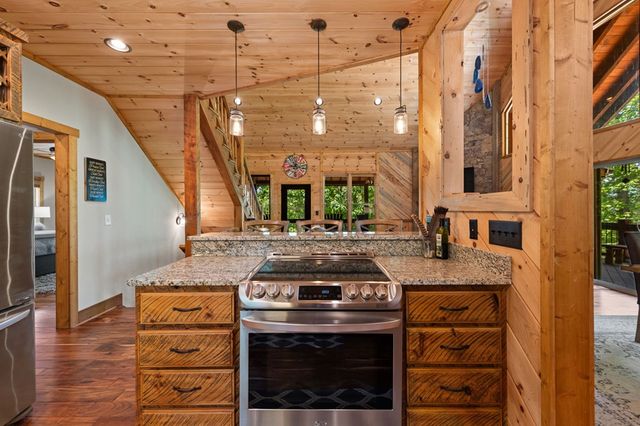 279 River Escape Drive, Ellijay, GA 30540