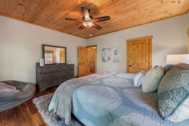 279 River Escape Drive, Ellijay, GA 30540