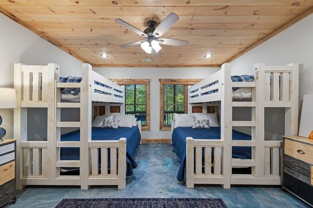 279 River Escape Drive, Ellijay, GA 30540