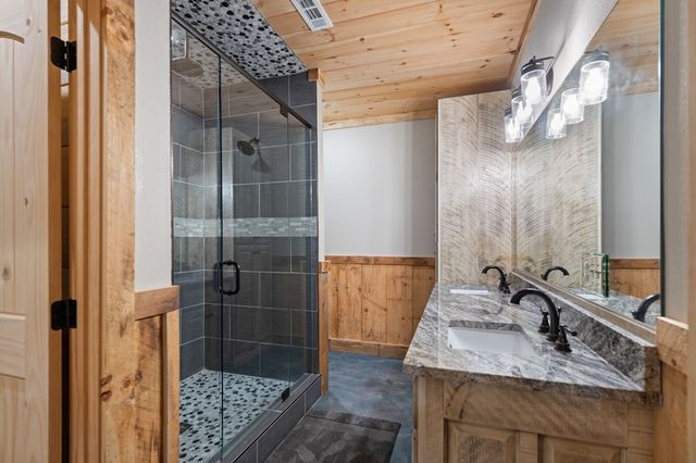 279 River Escape Drive, Ellijay, GA 30540