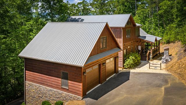 279 River Escape Drive, Ellijay, GA 30540