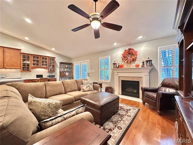 439 Bandmour Place, O'fallon, IL 62269