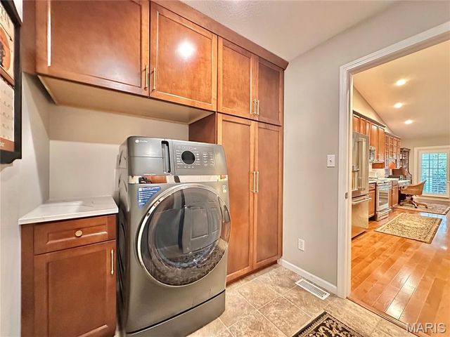 439 Bandmour Place, O'fallon, IL 62269