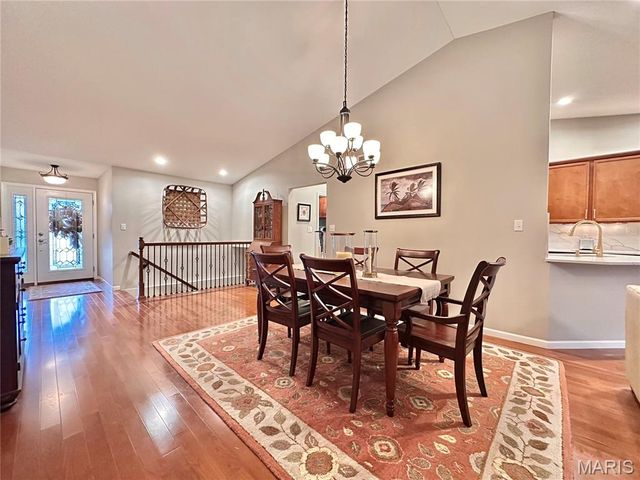 439 Bandmour Place, O'fallon, IL 62269