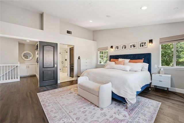 5179 Knollwood Way, Woodland Hills, CA 91364